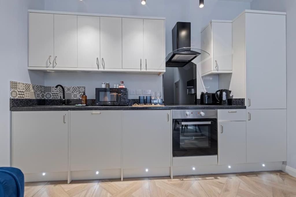 Modern Apartment Off-Road Parking-Twin Room Suite 4 Nottingham Dış mekan fotoğraf
