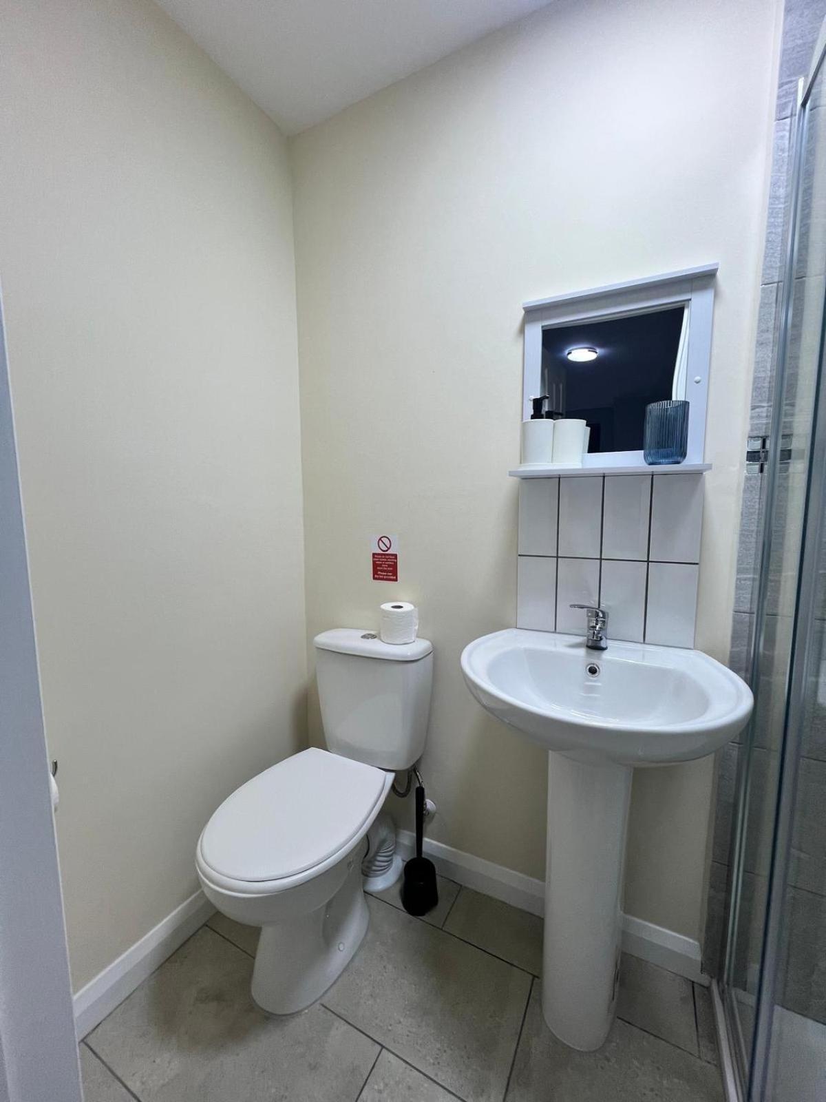 Modern Apartment Off-Road Parking-Twin Room Suite 4 Nottingham Dış mekan fotoğraf